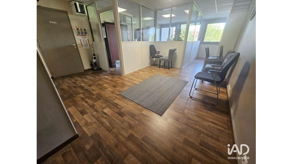 Bureau à Mareuil-Lès-Meaux