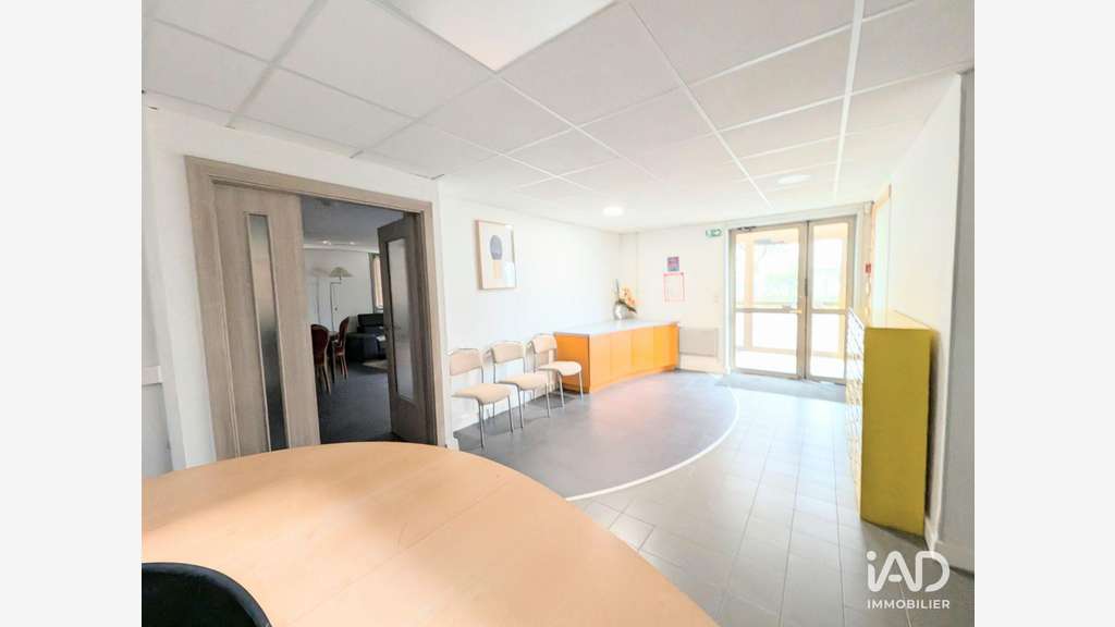 Vente bureaux de 768m² à Marly proche Metz