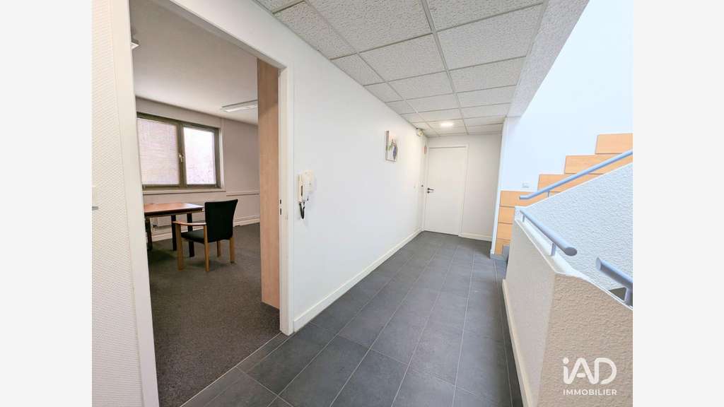 Vente bureaux de 768m² à Marly proche Metz