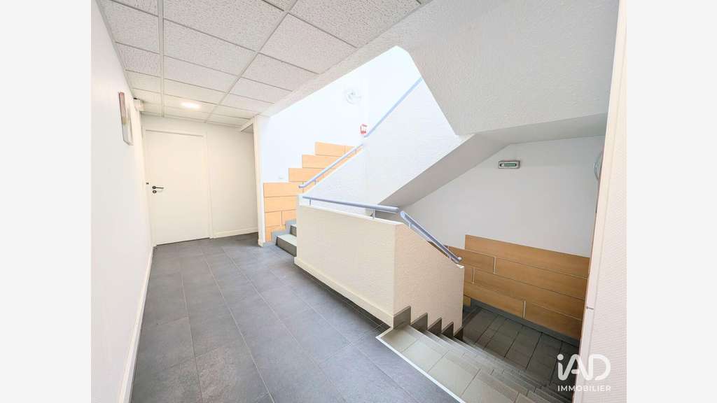Vente bureaux de 768m² à Marly proche Metz