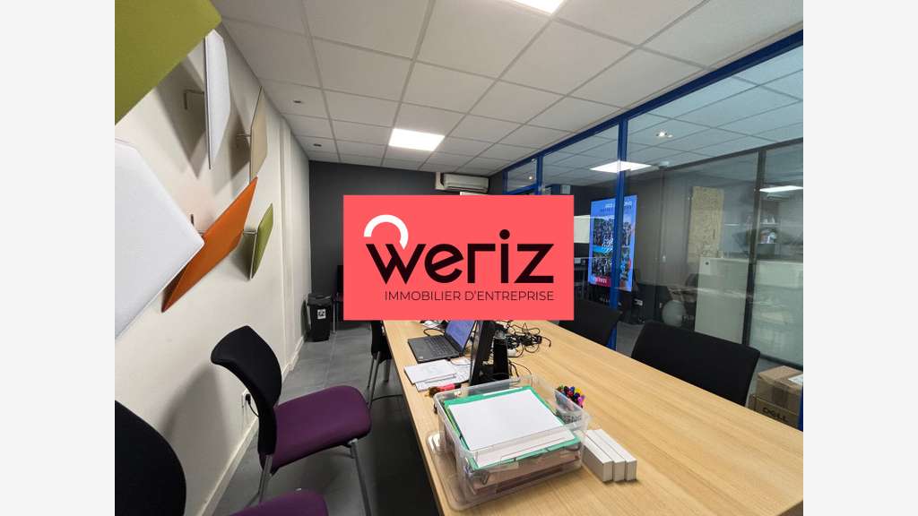 Bureaux de 300 m² non divisibles à Vendre à MARSEI
