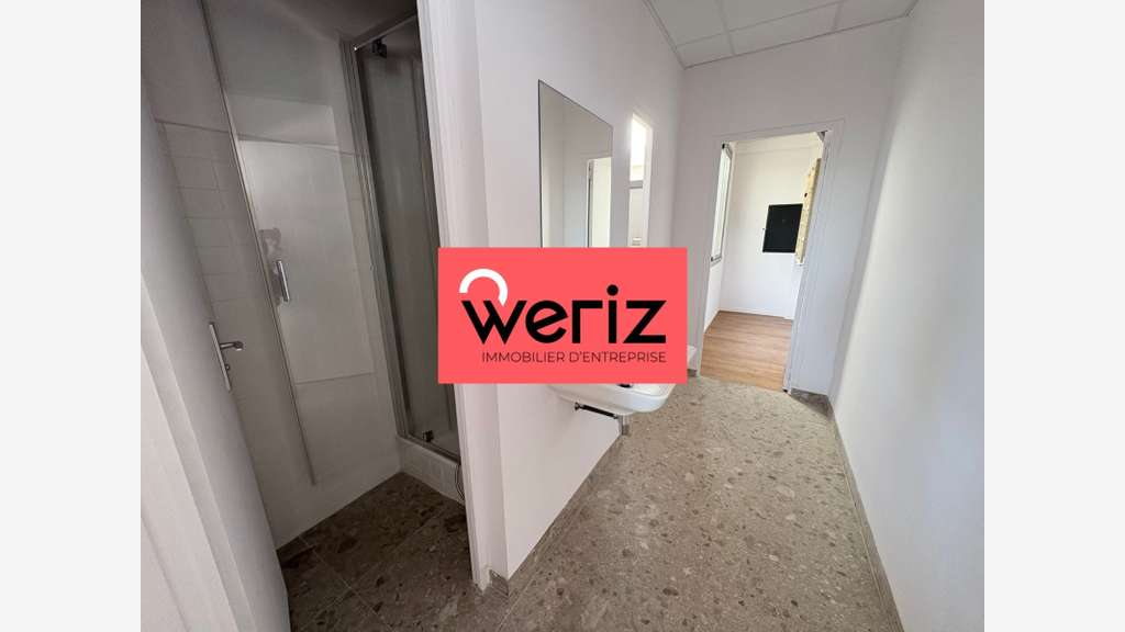 AV bureaux de qualité 659m² à Marseille 14e