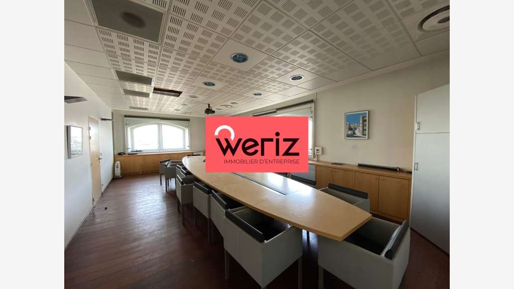 A vendre bureaux 4608m² en R+4 Marseille 13014