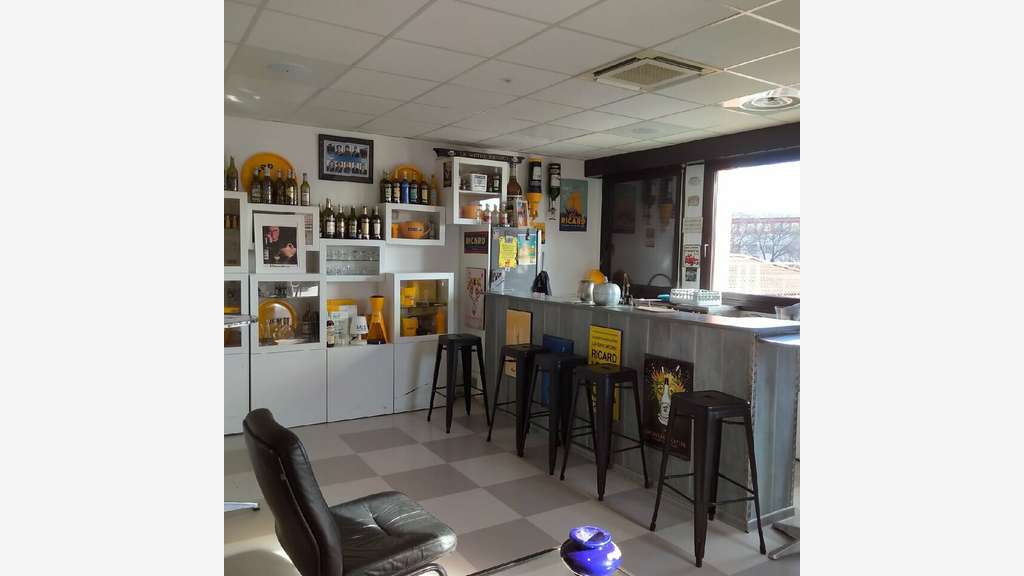 Immeuble de bureaux à vendre à Marseille 16e