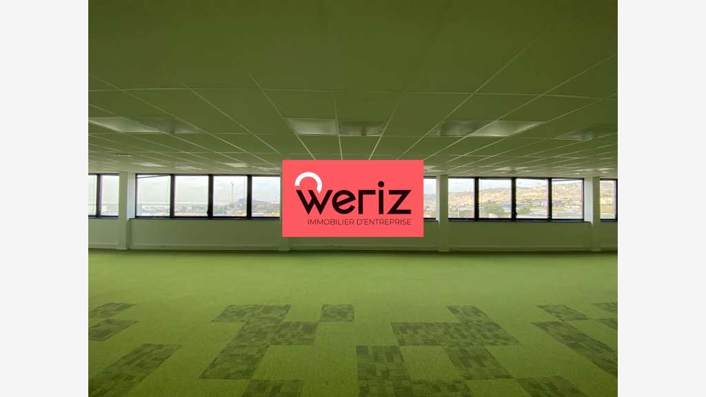 Loue bureaux lumineux 142m² avec vue mer Marseille