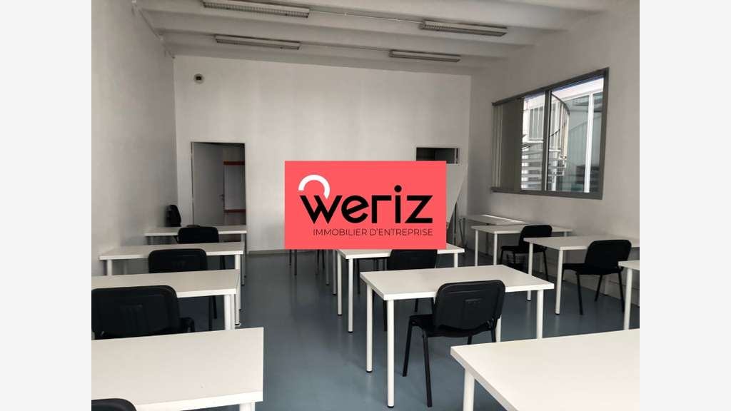 AV bureaux atypiques 1097m² centre Marseille
