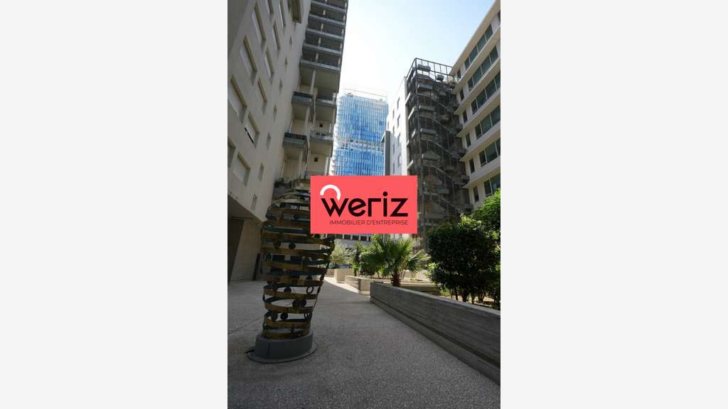 Vente local commercial de 204m² à Marseille 13003