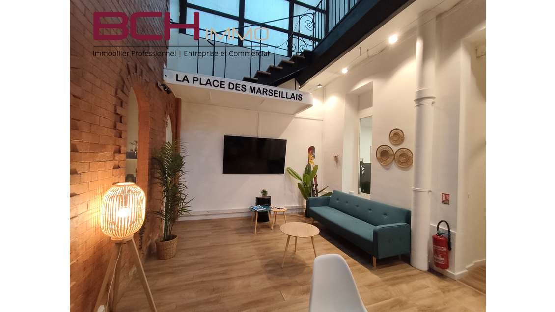 AV hôtel particulier de caractère à Marseille 4e