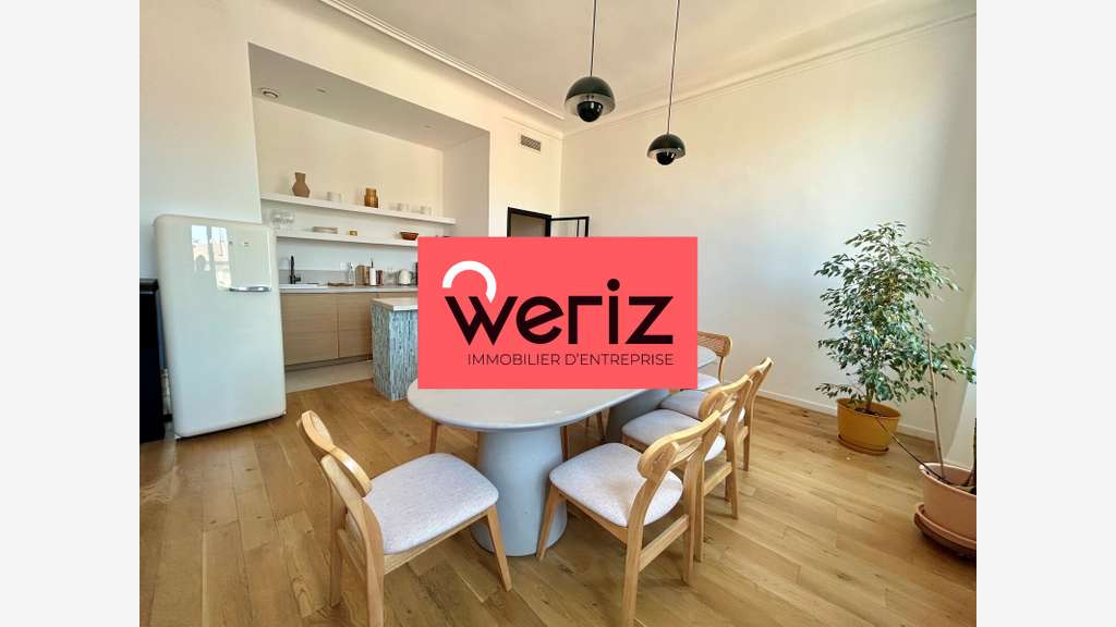 propose à la vente un espace de bureaux exce