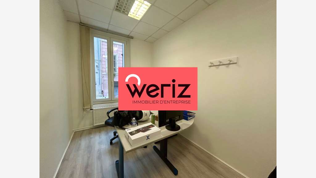 AV bureaux 204m² en RDC surélevé centre Marseille