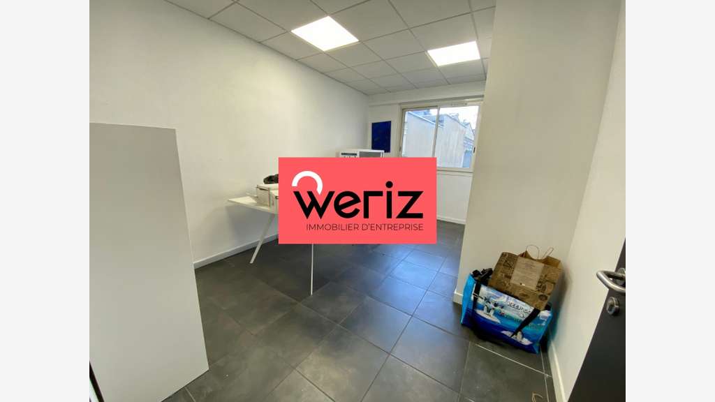 Location bureaux 135m² lumineux à Marseille 13008