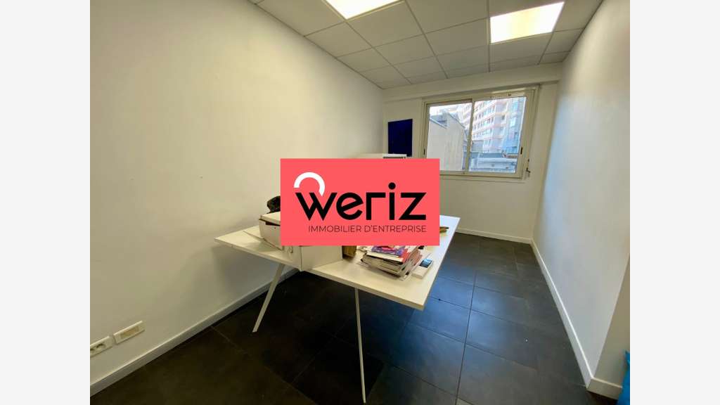 Location bureaux 135m² lumineux à Marseille 13008