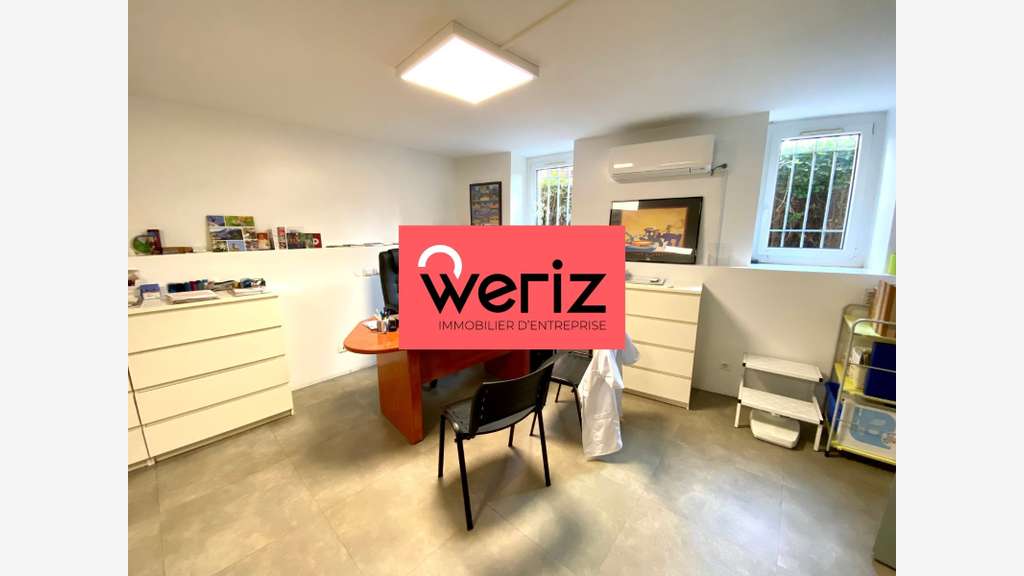 AV bureaux 210m² empl stratégique Marseille 13008