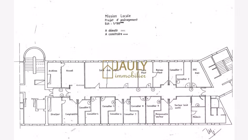Vente bureaux de 330m² au 3ème étage à Meaux