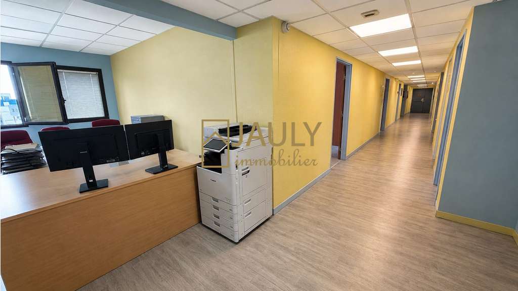 Vente bureaux de 330m² au 3ème étage à Meaux