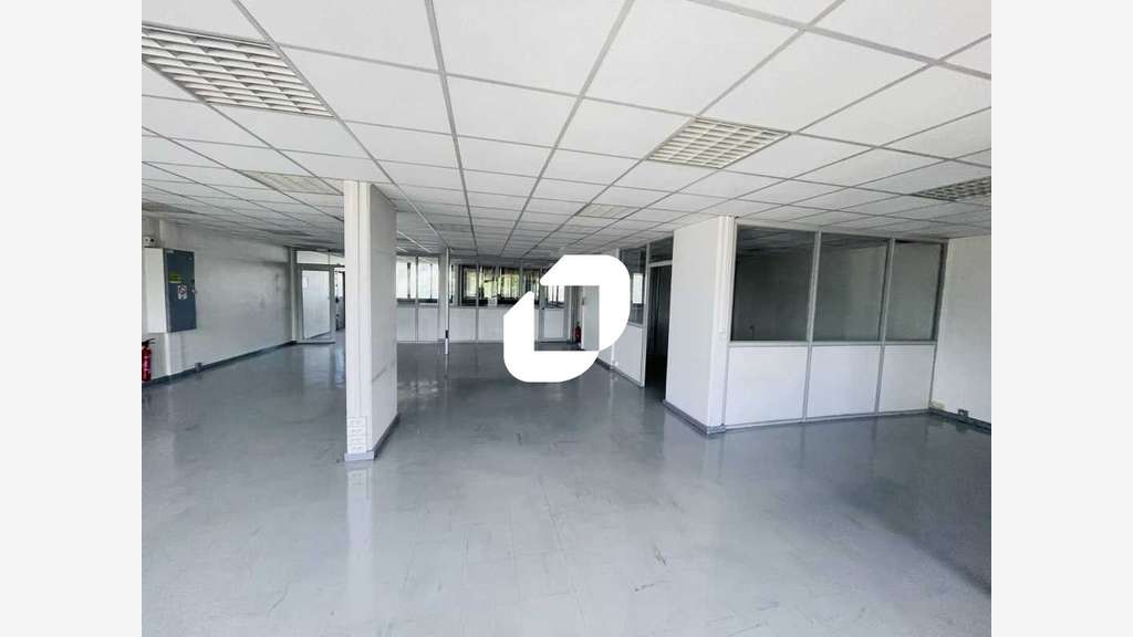 Vente Bureaux 220m² Melun