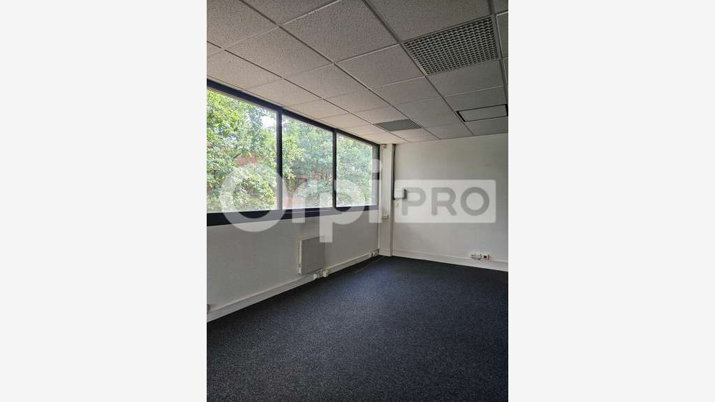 Bureau de 79m² à vendre en ZA à Mérignac