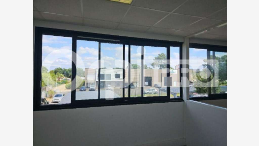MERIGNAC - BUREAU à vendre