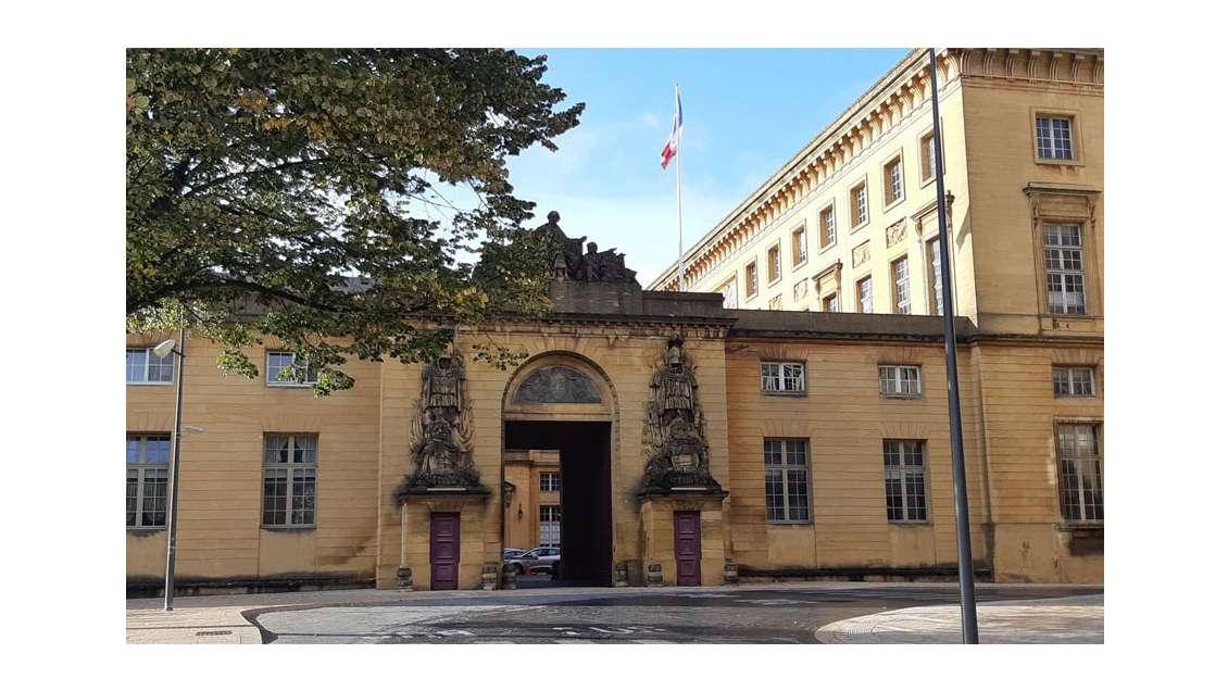 METZ VILLE - VENTE ESPACE BUREAUX EQUIPES - 757 m²