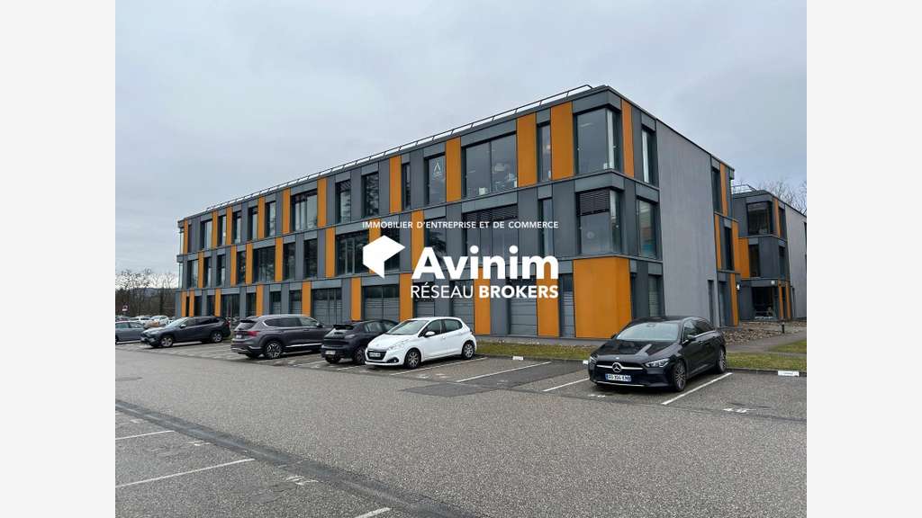 Bureaux haut standing à vendre PAE de La Bouvarde