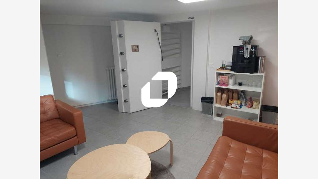 Vente Bureaux 93m² Meudon