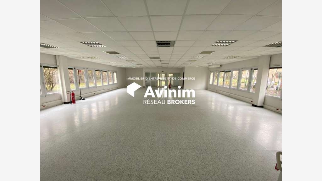 Vente bureaux indépendants 953m² à Meylan