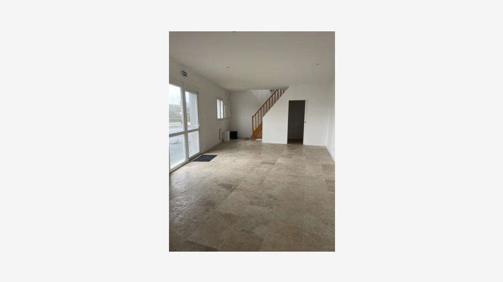 Vente bureau 100m² sur 2 étages à Migné-Auxances