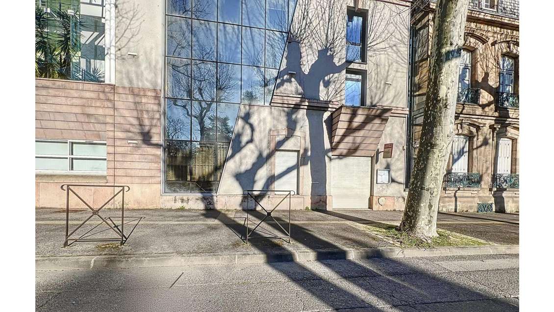 Vente bureaux 500m² fort potentiel à Millau