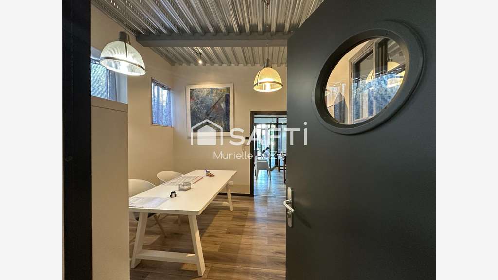 AV bureaux 105m² avec terrain 394m² à Moirans