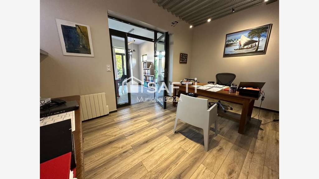 AV bureaux 105m² avec terrain 394m² à Moirans