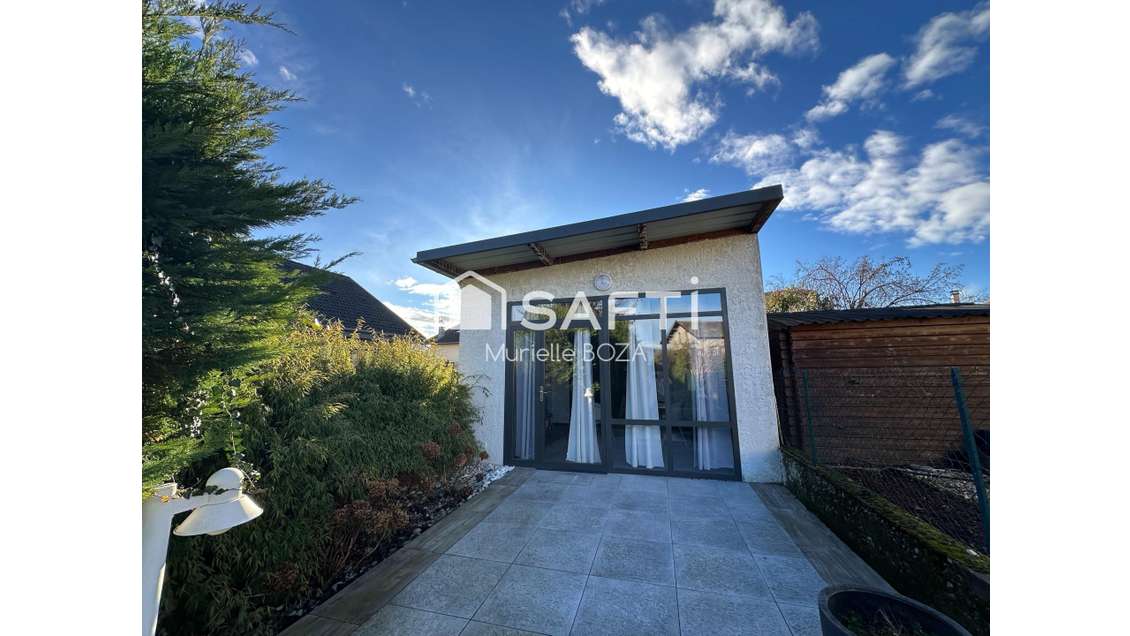 AV bureaux 105m² avec terrain 394m² à Moirans