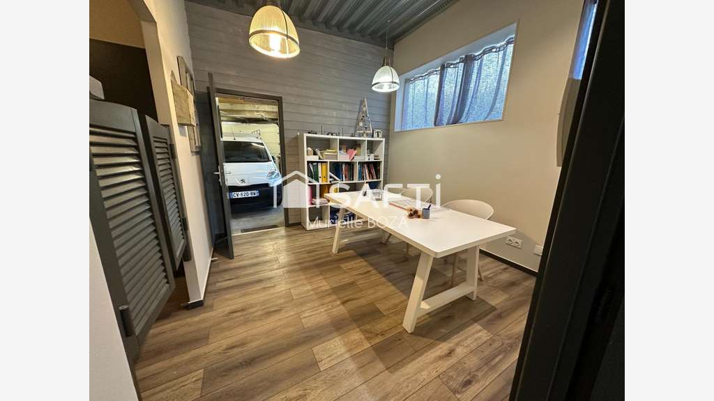 AV bureaux 105m² avec terrain 394m² à Moirans