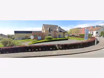 À Vendre – Bureaux de 300 m² à Montceau-les-Mines 