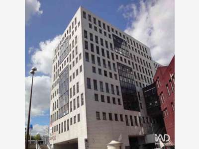 Vente bureaux + 2 parkings Montigny-le-Bretonneux