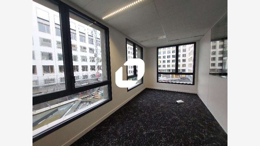 Vente Bureaux 367m² Montigny le bretonneux