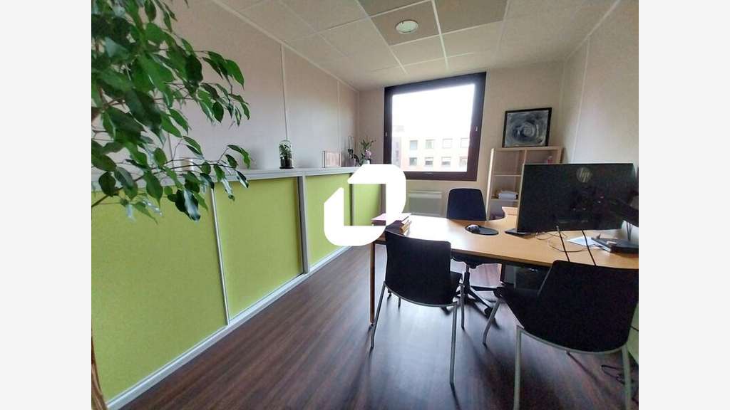 Vente Bureaux 197m² Montigny le bretonneux