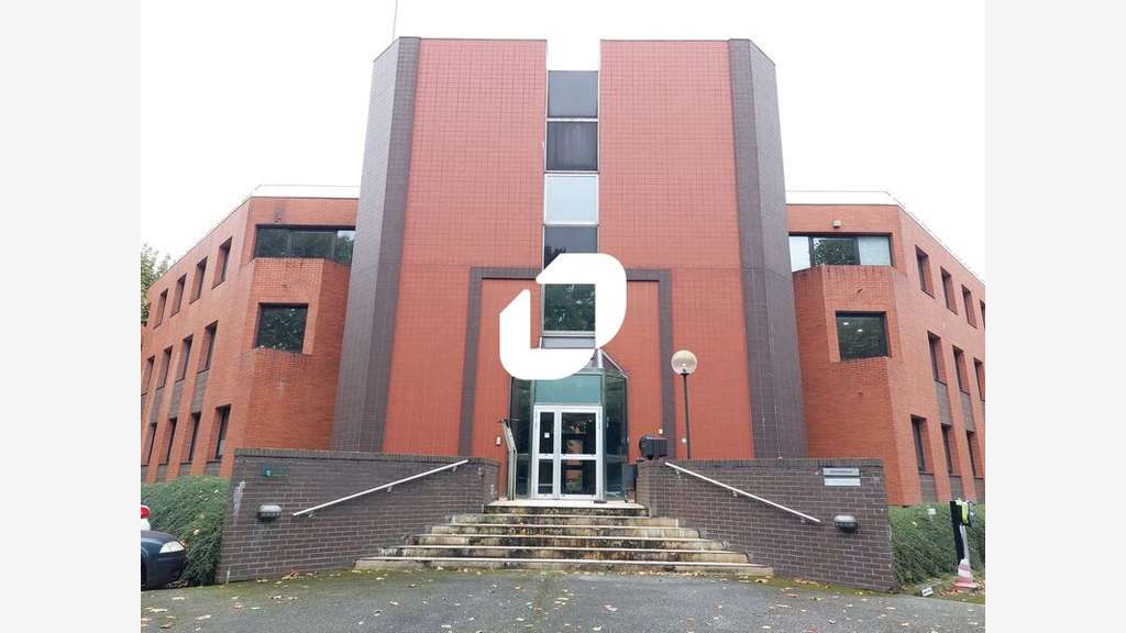 Vente Bureaux 188m² Montigny le bretonneux