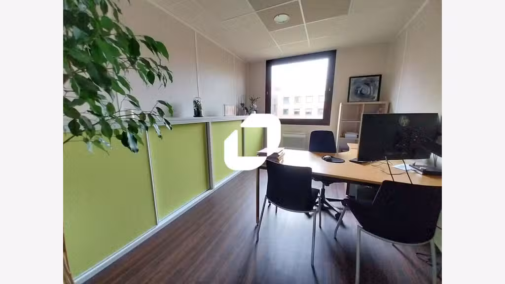 Vente Bureaux 150m² Montigny le bretonneux