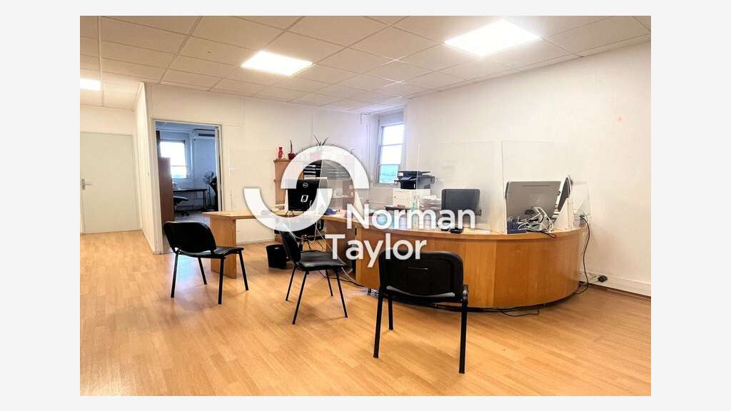 Bureaux 250m² R+8 à vendre à Montpellier Polygone
