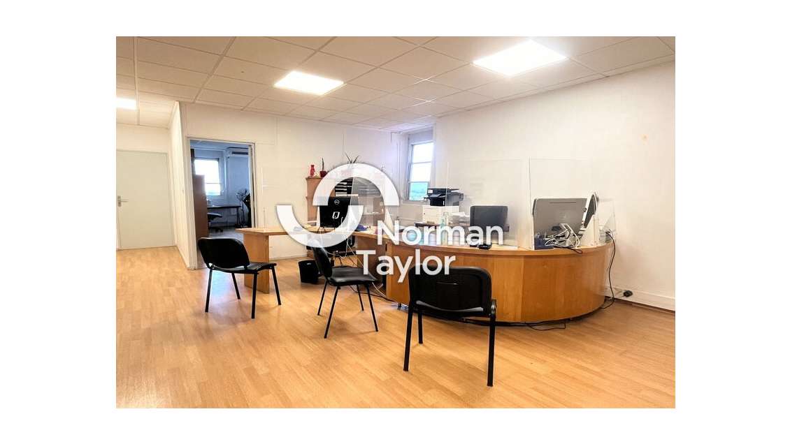 Bureaux 250m² R+8 à vendre à Montpellier Polygone
