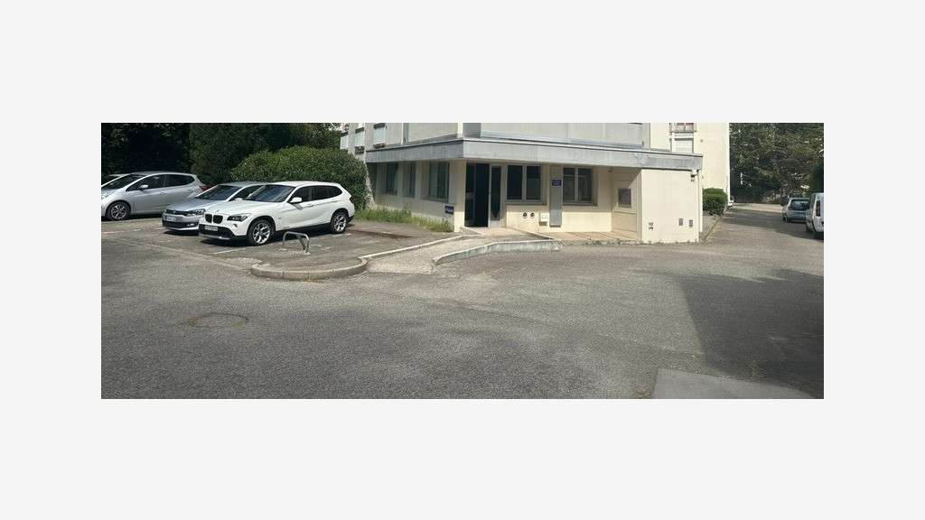 Vente bureaux de 92m² à Montpellier Saint Eloi