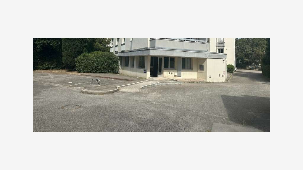 Vente bureaux de 92m² à Montpellier Saint Eloi