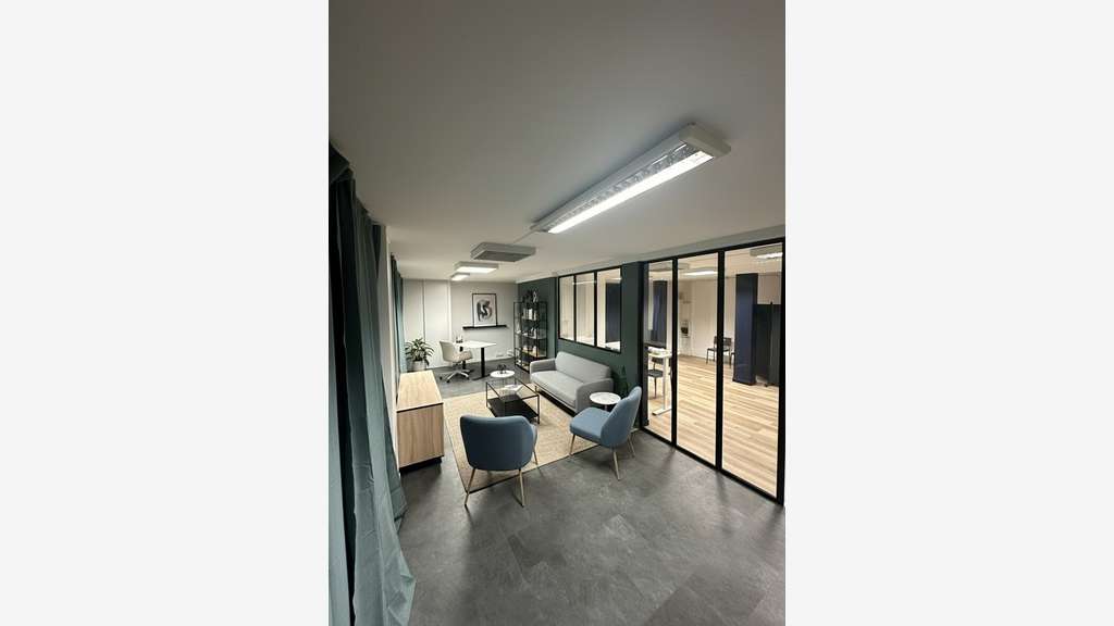Vente bureaux de 92m² à Montpellier Saint Eloi