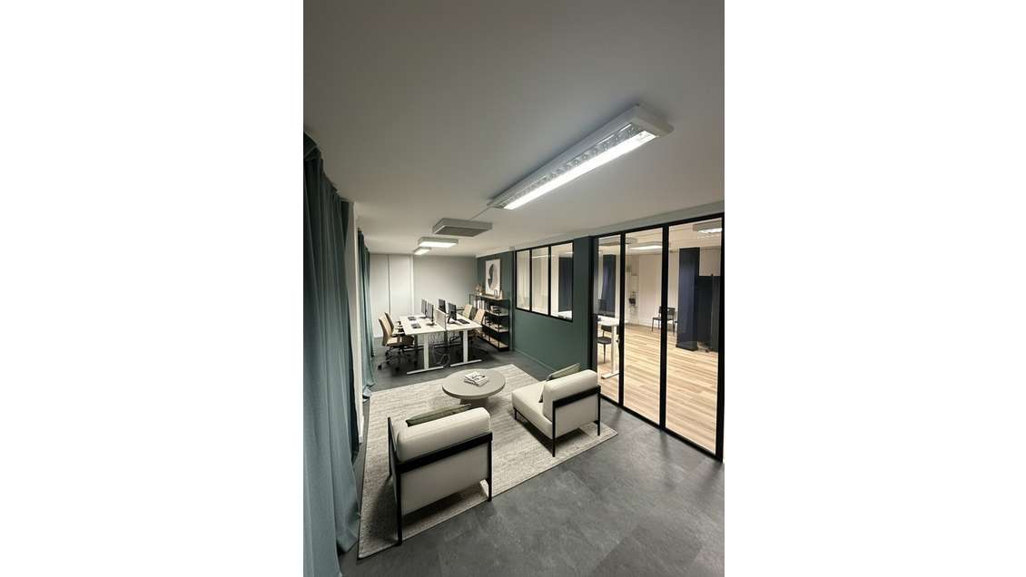 Vente bureaux de 92m² à Montpellier Saint Eloi