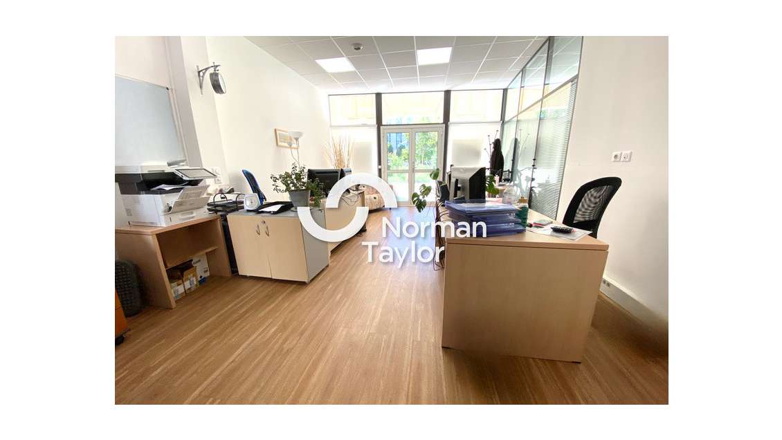 Opportunité AV bureaux 63m² à Montpellier Antigone