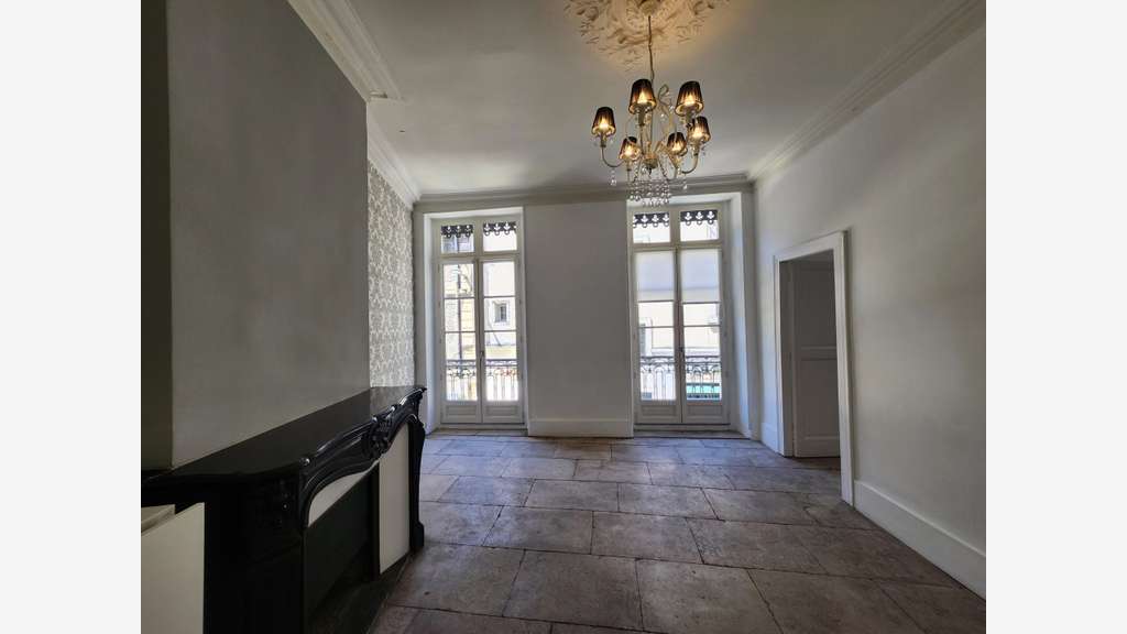Vente bureau prestige 88m² Montpellier (Comédie)