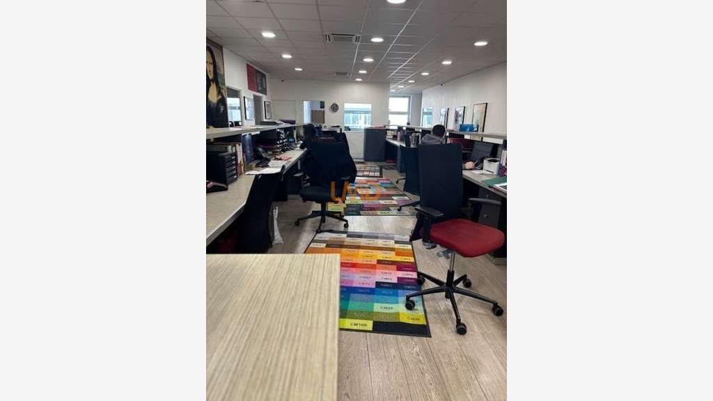 Vente bureaux 570m² Montreuil emplacement prime