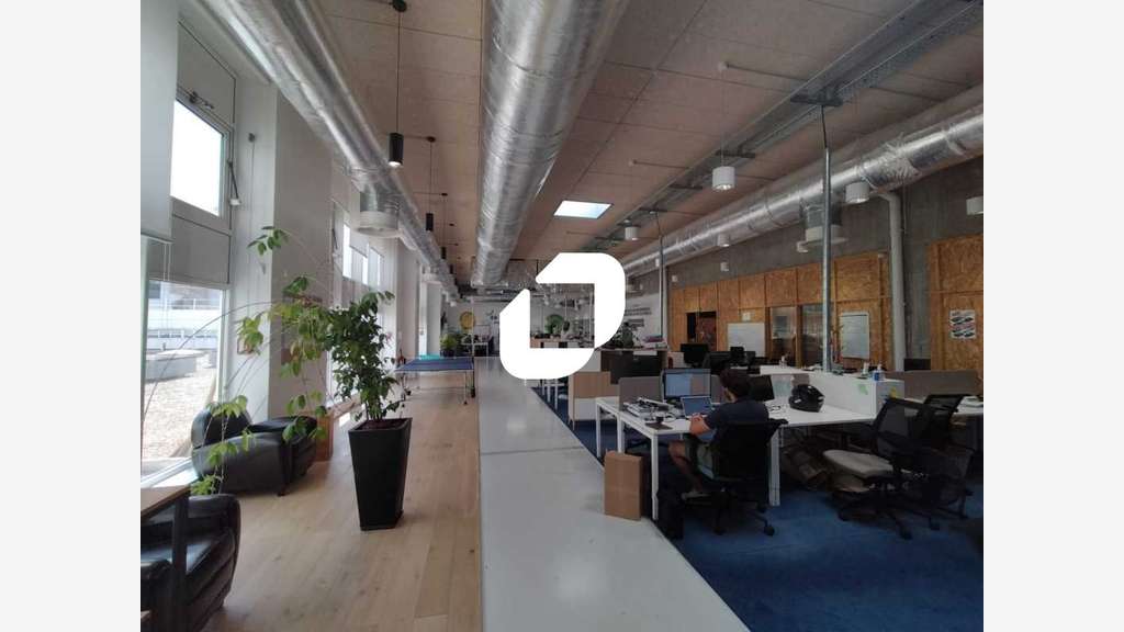 Vente Bureaux 879m² Montreuil