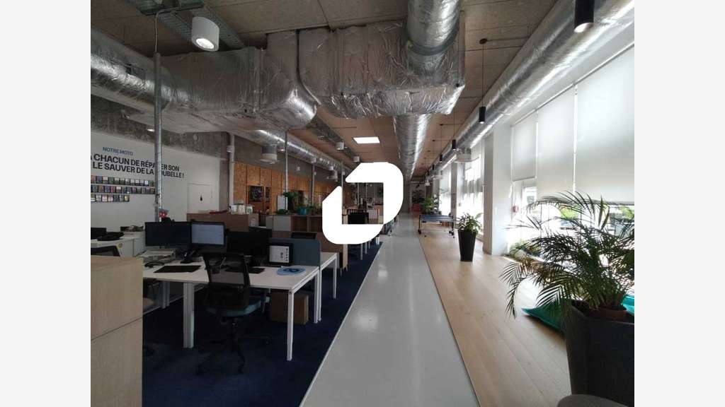 Vente Bureaux 879m² Montreuil