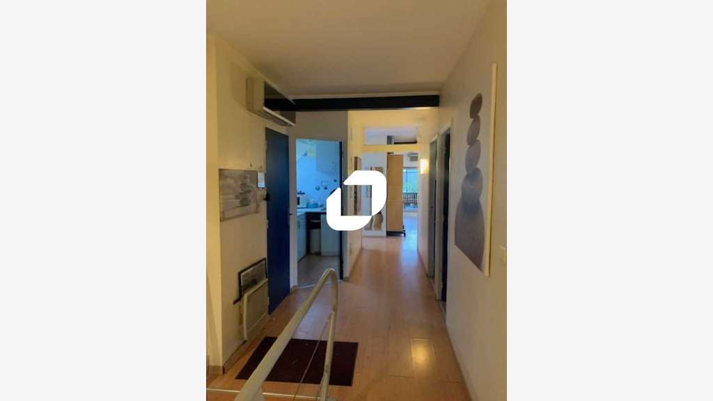 Vente Bureaux 137m² Morainvilliers